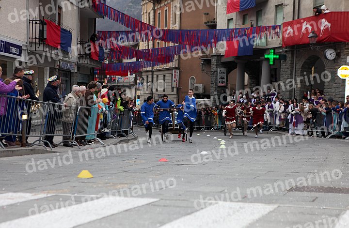 Gara delle Bighe 2011-7892.jpg